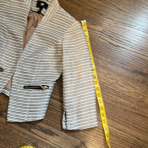 H&M Cropped Jacket - Picture 8 of 13